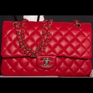 Chanel classic medium flap